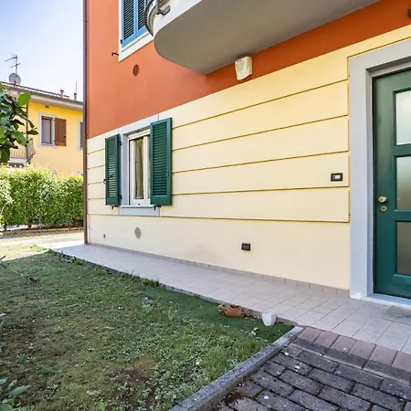 Sesto Di Moriano-cozy With Garden&parking! Apartment *