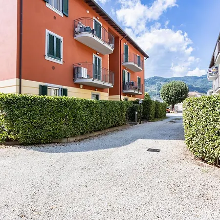 Sesto Di Moriano-cozy With Garden&parking! Apartment Lucca